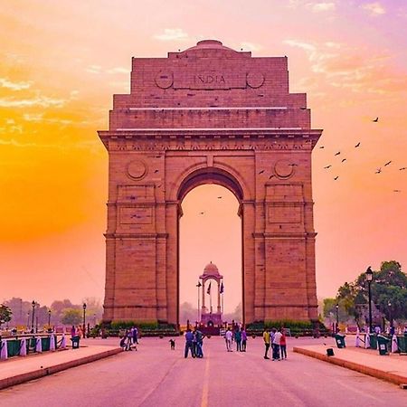 Hotel Aditya Inn Near New Delhi Railway Station Main Bazar ภายนอก รูปภาพ